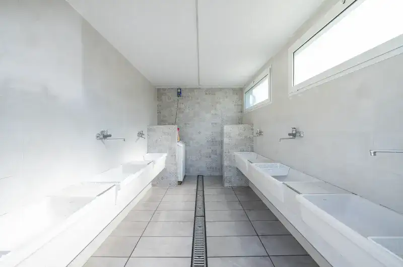 Toilettes et sanitaries
